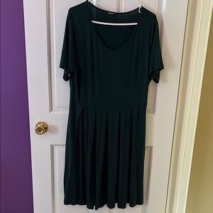 Elegant Comfortable Forest Green Dress with Pockets